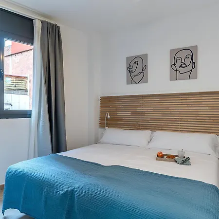 Apartment Ab Besos River