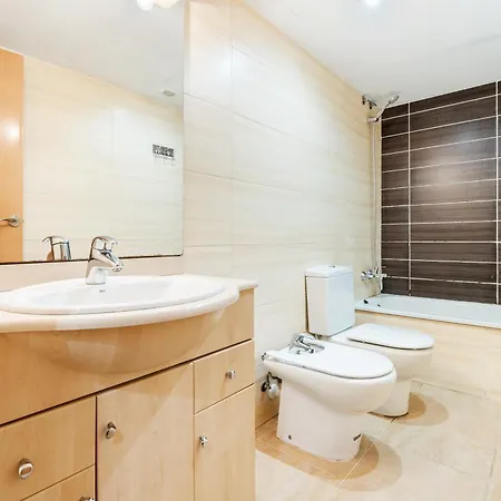 Ab Besos River Apartman *