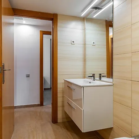 Ab Besos River Appartement *